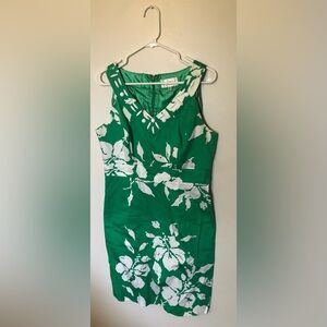 Studio I Green and White Sleeveless Midi Dress